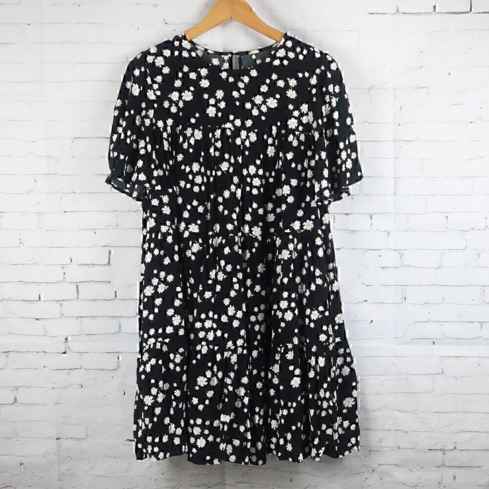 CODE X MODE BLACK WITH DAISY DESIGN SHORT SLEEVE BABYDOLL DRESS WITH POCKETS